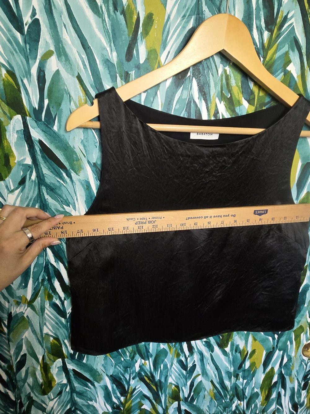 Aritzia Babaton Cunning Satin Top - Picture 7 of 9